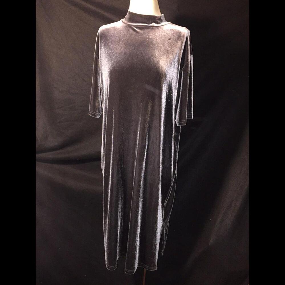 Ashley Stewart Womens Silver velvet dress 22/24 vintage